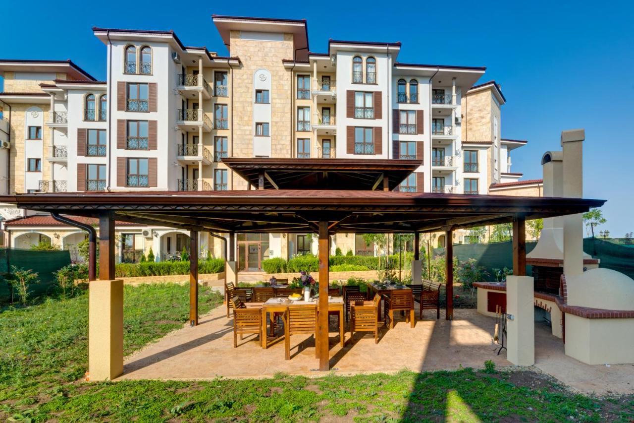 Poseidon Vip Residence Club Balneo & Spa Resort Νεσέμπαρ Εξωτερικό φωτογραφία